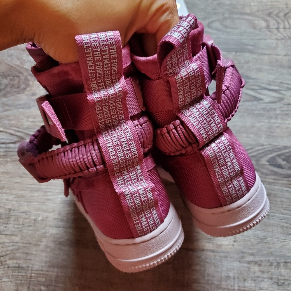 NEW Nike SF Air  Force 1 FIF - Picture 8 of 8